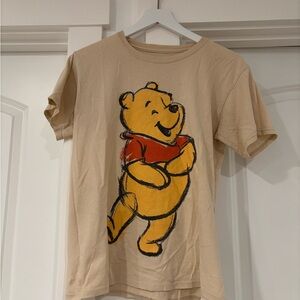 Disney Winnie the Pooh cream t-shirt Size XS #disney #winniethepooh